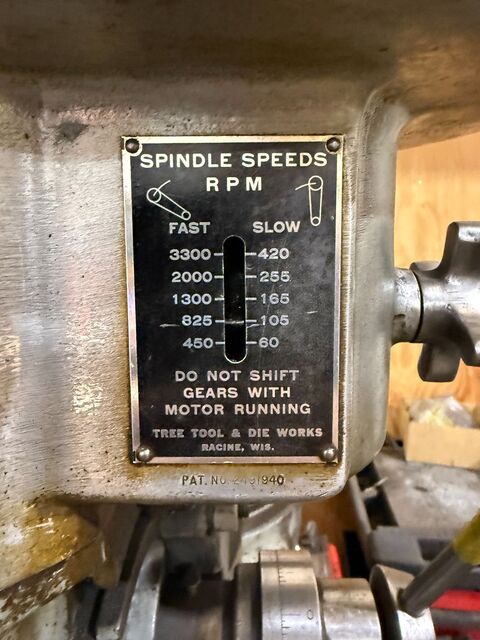 Tree #2UVR, vertical mill, 10.5" x42" table, approx. 25" X, 10" Y, 16" Z, 60-3300 RPM variable speed head - Image 5