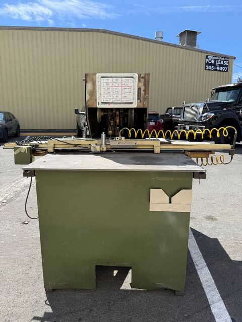 7.5 Ton, Di-Acro #VT-19S, power turret punch press, 18 station, indexing feed table w/pneumatic clamp - Image 9