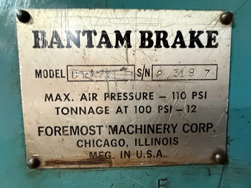 12 Ton, Foremost Bantam, pneumatic press brake, 100 PSI, foot pedal actuation, clamping bar w/lower die & - Image 3
