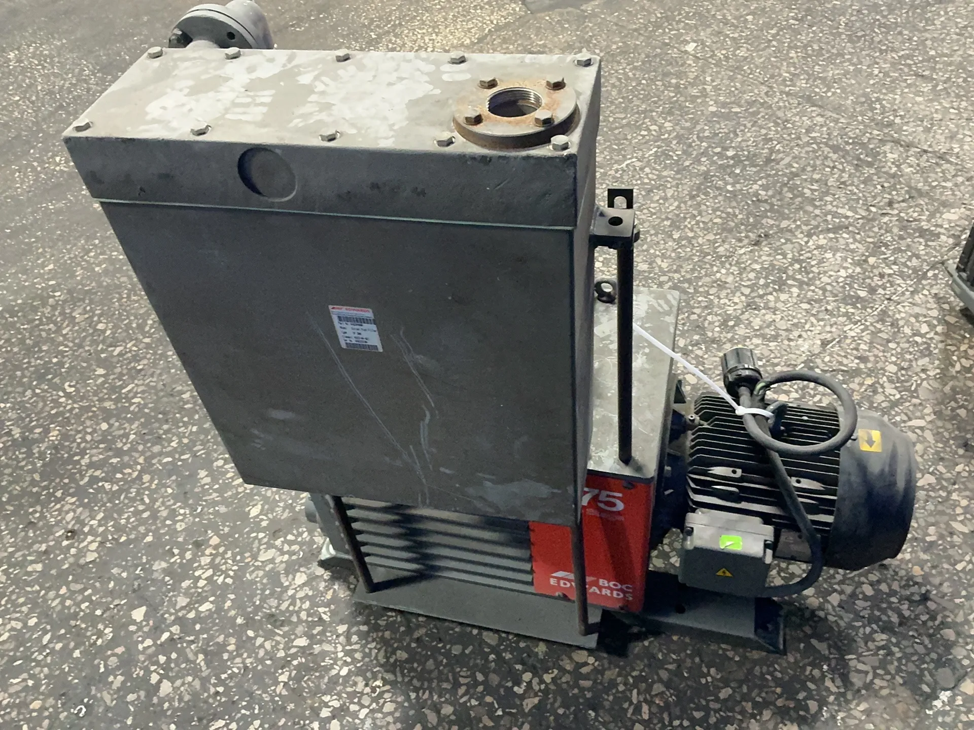 BOC Edwards #E2M175, vacuum pump, 6.5 KW, 1740 RPM, Edwards MF 300 outlet mist filter, 208-230/460 V. (5 - Image 5