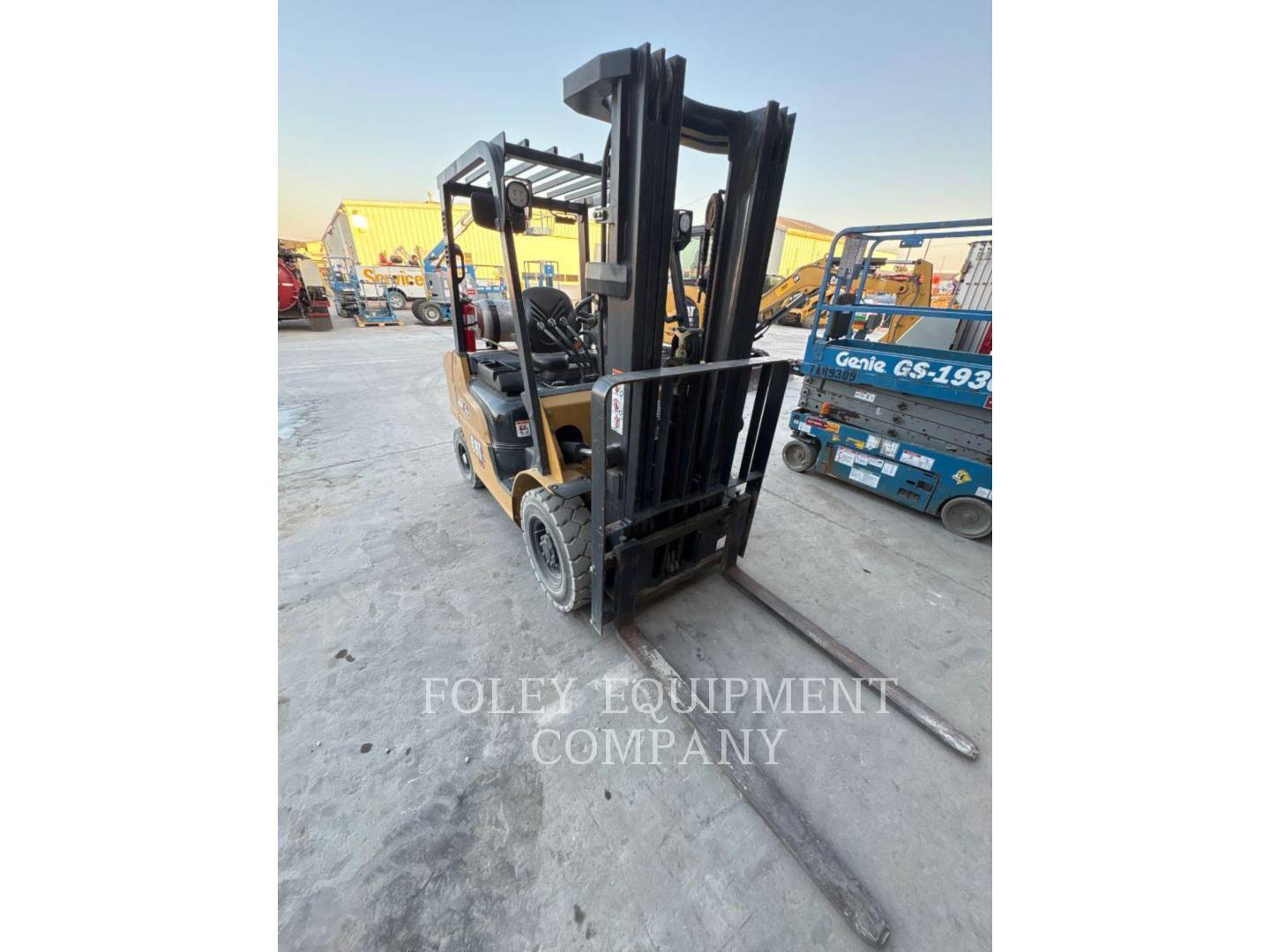 Caterpillar GP25N, 585 hours, S/N: AT35A22740, 2023 - Image 2