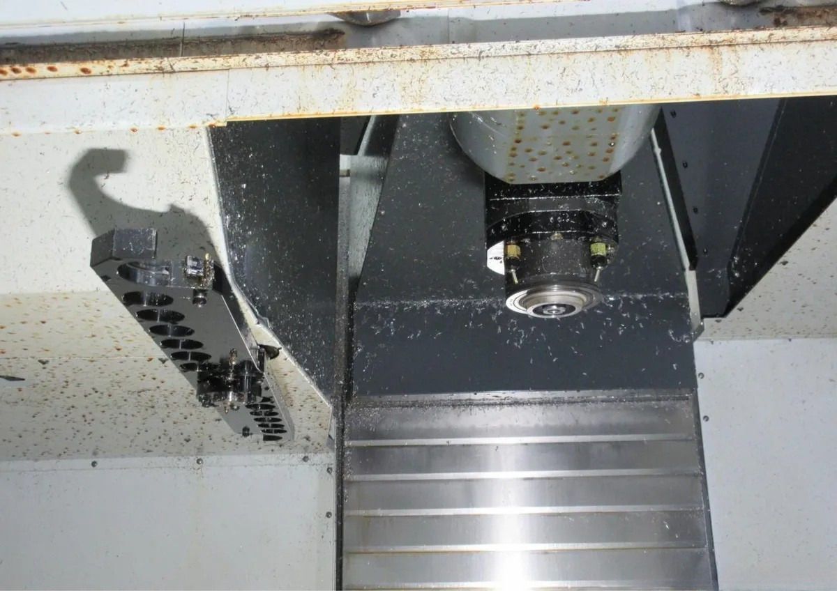 Haas #VR-8, 5-Axis CNC vertical machining center, 50 automatic tool changer, 64" X, 40" Y, 42" Z, 64" x 36" - Image 4