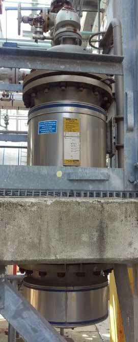 Parker Fulflo #35721B-4SF19-4-3FK1, 9 @ 40" long vertical cartridges, 304 Stainless Steel housing, 150 psi - Image 1