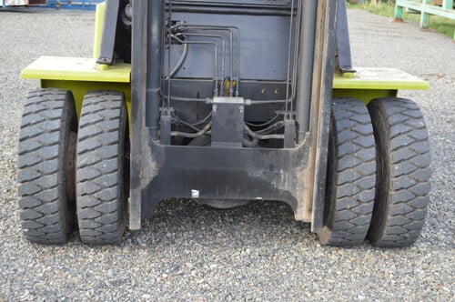 15,000 lb. Clark, Diesel Forklift, triple stage mast, side shift, fork positioners, 8' forks, remanufactured - Image 5