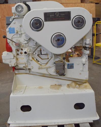Mubea #KBL-0, Universal Ironworker, mechanical, (36) punches & (46) dies, 3,100 lbs. - Image 3