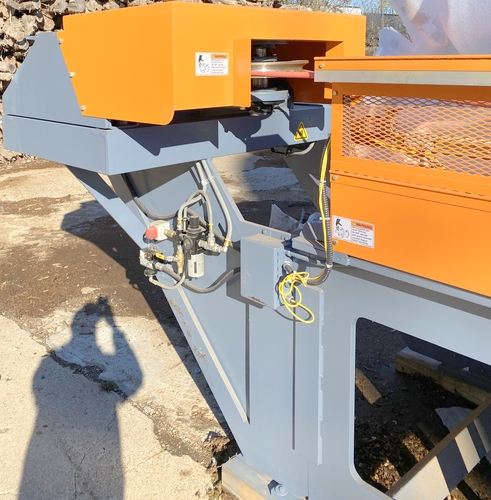 Newman #LS1044-2HD-C-18, Shaving Mill, (2) 75 HP cutter head motors, 10 HP cable drive motor, (2) 3/4 HP - Image 6
