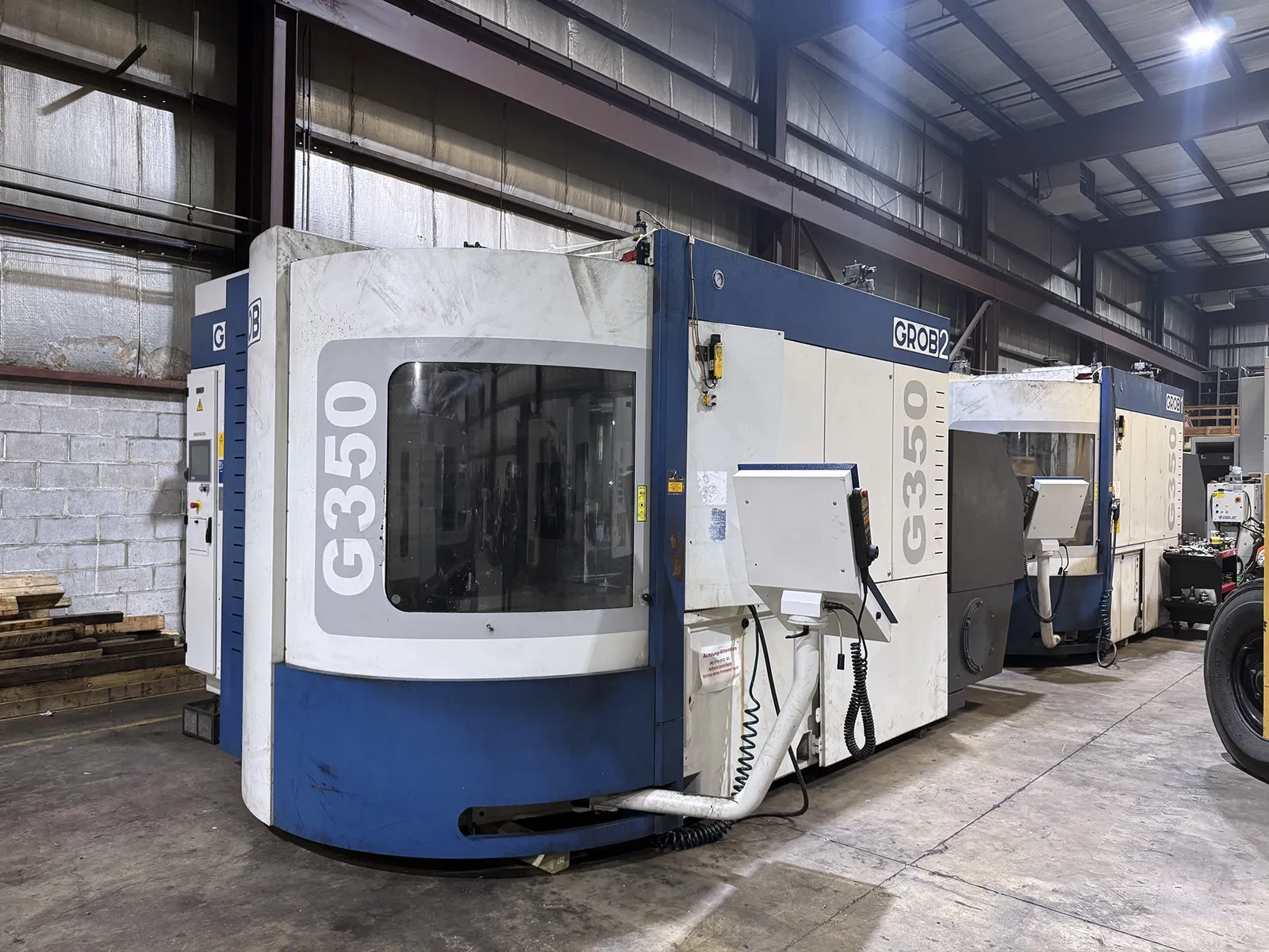 Grob #G350, CNC horizontal machining center, 5-Axis, 99 automatic tool changer, 23.6" X, 33.6" Y, 29.5" Z - Image 1