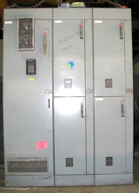 150 HP Allen-Bradley, 1336S-B150-AN-EN4, Variable Frequency Drive, (4) additional 3/4 HP variable frequency - Image 1