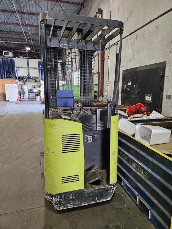 4,500 lb. Clark #NPR22, Electric Forklift, 210" lift height, 95" lowered mast, 3-stage, cushion tire, side - Image 4