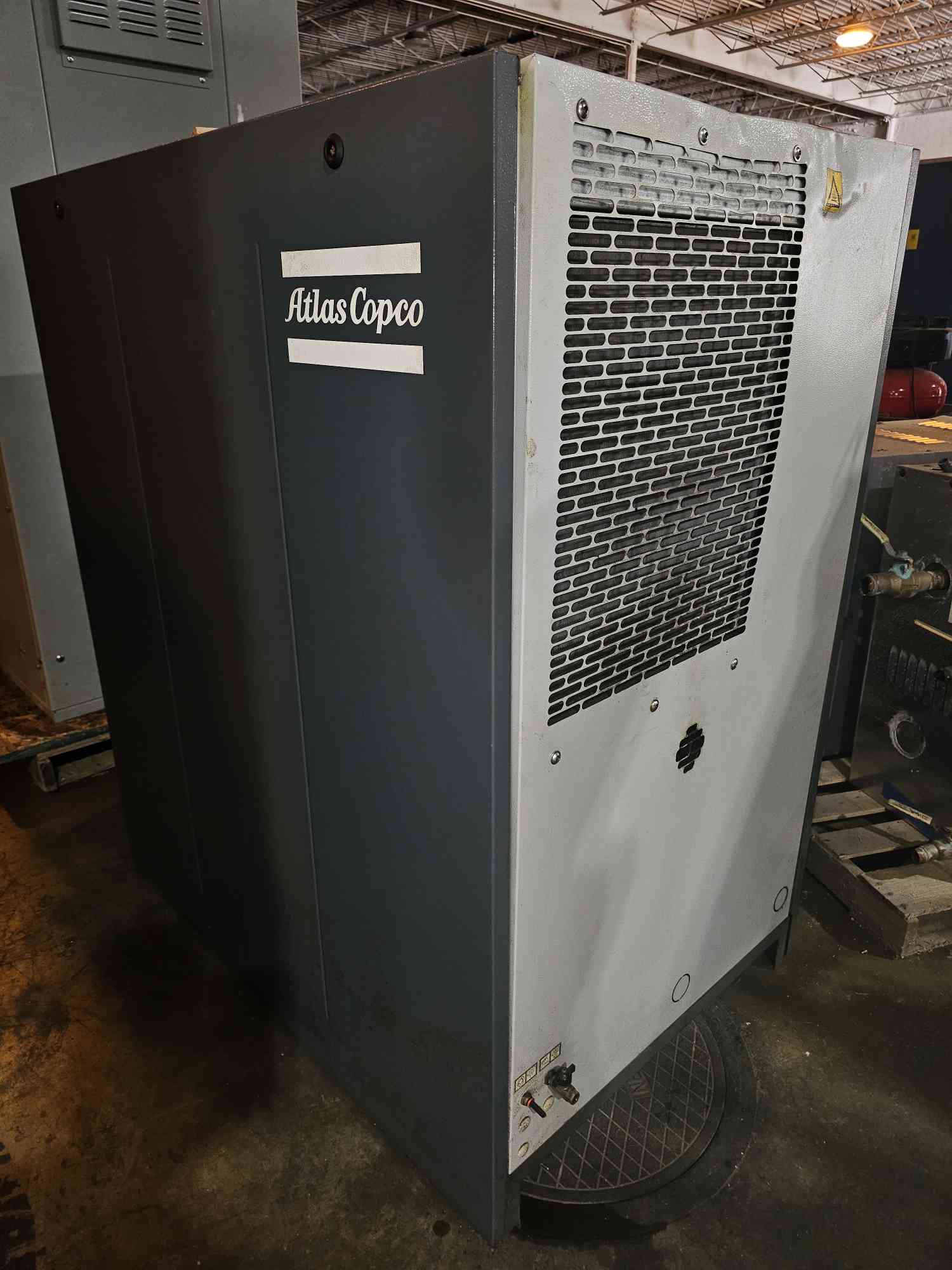 127 cfm, 189 psi, Atlas Copco #GA18VSD, rotary screw air compressor, 25 HP, 230 V., 3PH, 2012 - Image 6