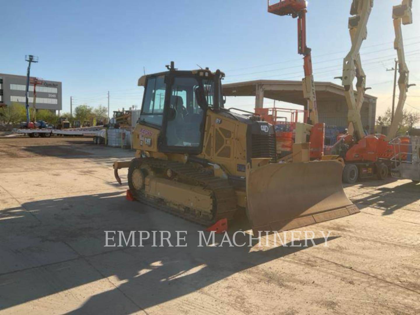 Caterpillar D1-12 TE, 914 hours, S/N: XKF04295, 2023 - Image 6