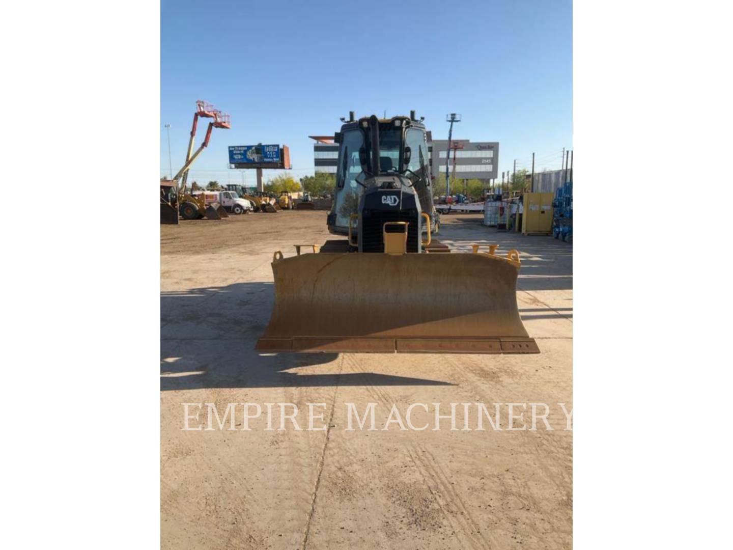 Caterpillar D1-12 TE, 914 hours, S/N: XKF04295, 2023 - Image 7