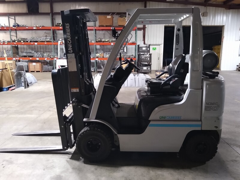 5000 lb. Unicarriers #MAPIF2A25LV, LP gas pneumatic tire forklift, side shift, 48" forks, 2022 (2 available) - Image 3