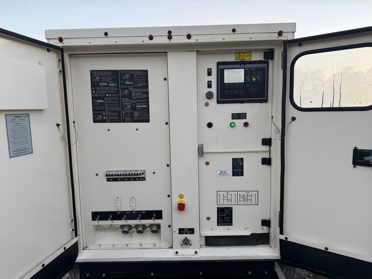 182 KW Caterpillar #XQ230, Mobile Diesel Generator, 1800 RPM, multi-voltage, EMCP 4.4 digital control panel - Image 5