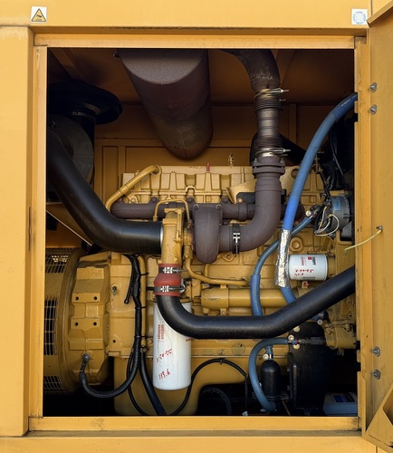 200 KW Olympian #D200P4, diesel generator set, 277/480 Volts, 3 phase, 1800 RPM, Perkins engine, 120 hours - Image 7