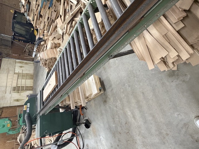 24" Whirlwind, Chop Saw, 10' infeed, 10' outfeed with stops, 10 HP - Image 2