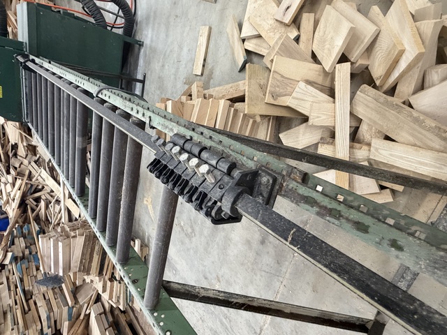 24" Whirlwind, Chop Saw, 10' infeed, 10' outfeed with stops, 10 HP - Image 3
