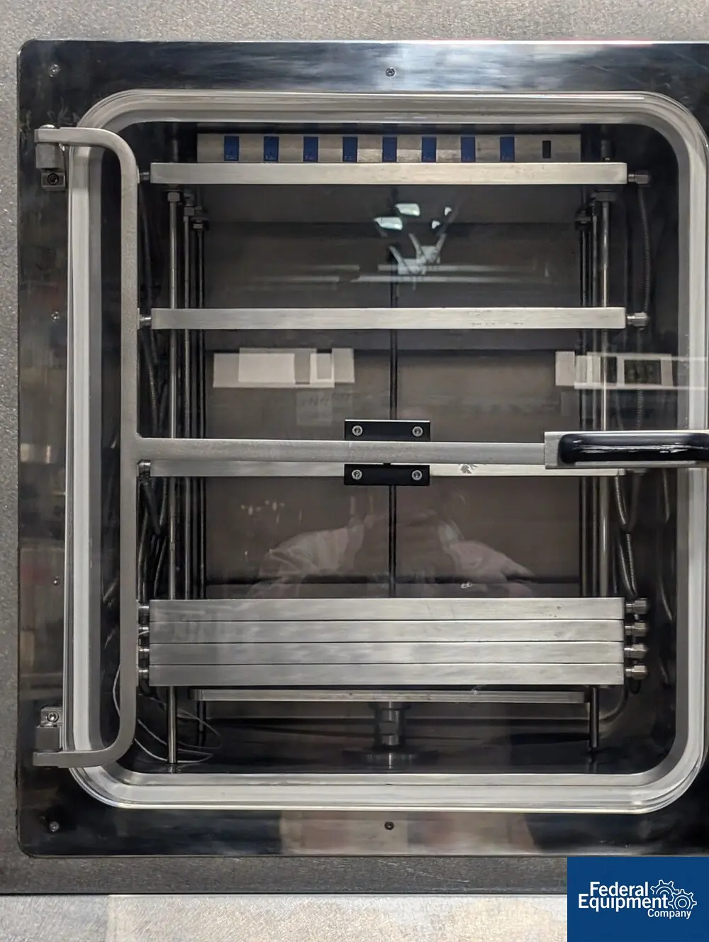 14.6" x 17.7" Telstar #Lyobeta-35, freeze dryer, 11 sq.ft., Stainless Steel, (6) shelves, -65 to 80°C shelf - Image 6