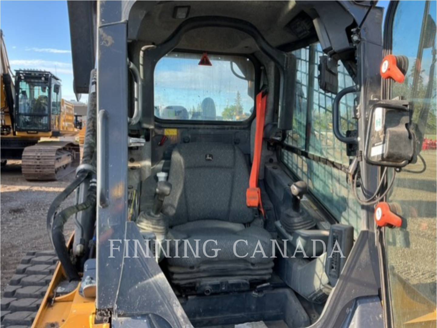 John Deere 333G, 1445 hours, S/N: 1T0333GKKRF464086, 2024 - Image 8