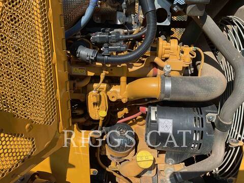 Caterpillar D2 LGP AAG, 1021 hours, S/N: XKR04487, 2024 - Image 7