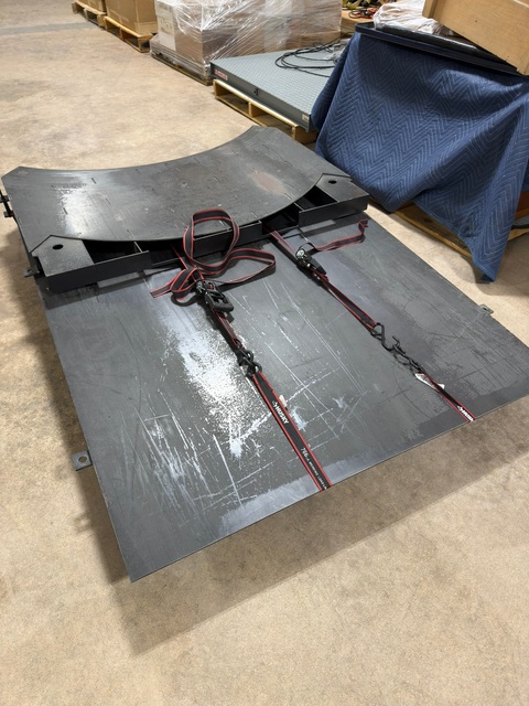 Wulftec #WSML-150-S, shrink wrapper with secondardy platform for rolling up with a pallet jack - Image 4