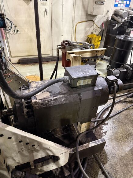 54" Giddings & Lewis #54-VTC, CNC Vertical Turning Lathe, 60" swing, 73" work height, 50 HP, G & L 8000B CNC - Image 4