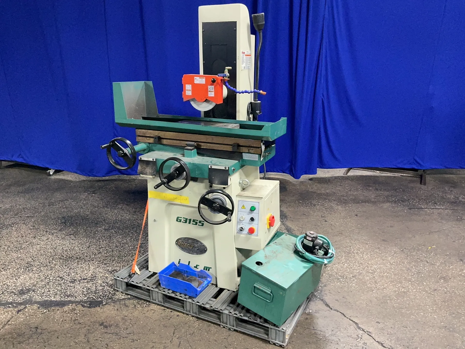 8" x 16" Grizzly #G3155, hydraulic surface grinder, 9 gallon hydraulic capacity, 2019 (4 available) - Image 1