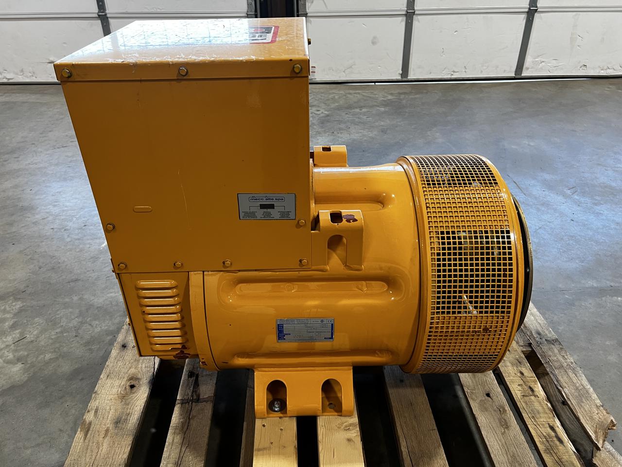 75 KW Mecc Alte Spa #ECO-34-13/4, generator end, 208 Volts, 3 Phase, 12 wire, 250 hours, 2005 - Image 1