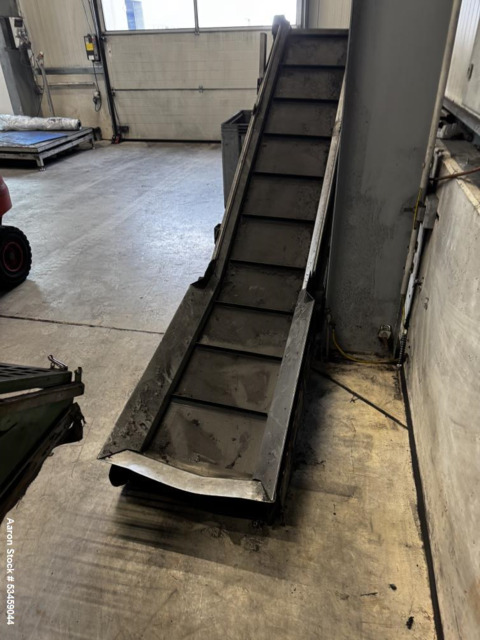 Pierret, Guillotine Cutting System, (1) #G35RI and (1) #G28RI cutting machines, (2) belt conveyors, platform - Image 4
