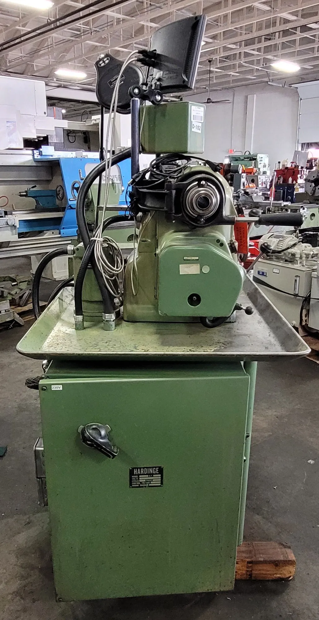 11" x 18" Hardinge #HLV-H, wide bed tool room lathe, 5-3/4" swing over cross slide, 1-1/4" bore, 3000 RPM - Image 2