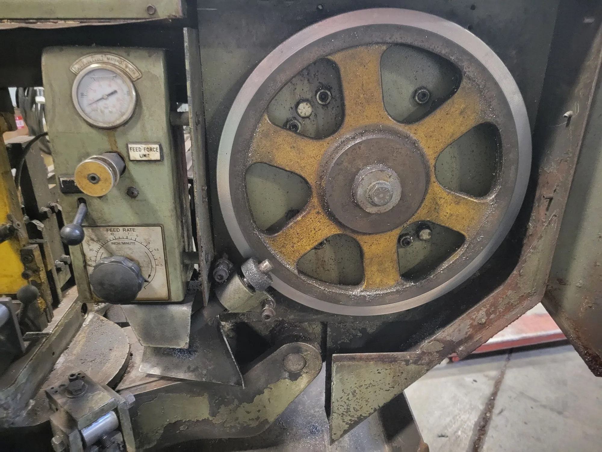 13" Hyd-Mech #S-20A, horizontal band saw, 75-330 FPM, flood coolant, 3 HP, 220 V., 3 Ph. - Image 9