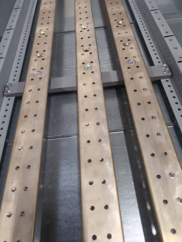 800 Amp. Siemens, P5E90ML800ATS, NEMA 1 Panelboard 480/277 Volts 54 Cir MLO - Image 7