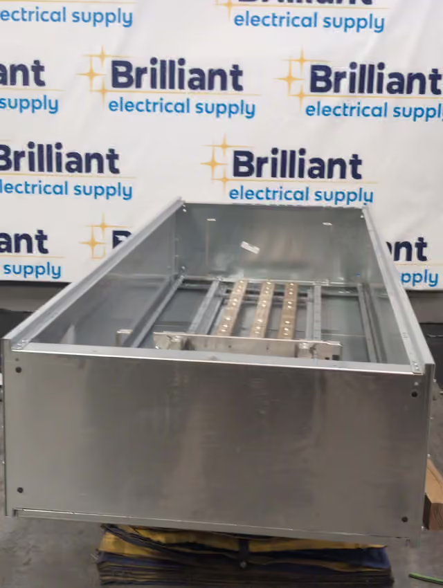800 Amp. Siemens, P5E90ML800ATS, NEMA 1 Panelboard 480/277 Volts 54 Cir MLO - Image 10