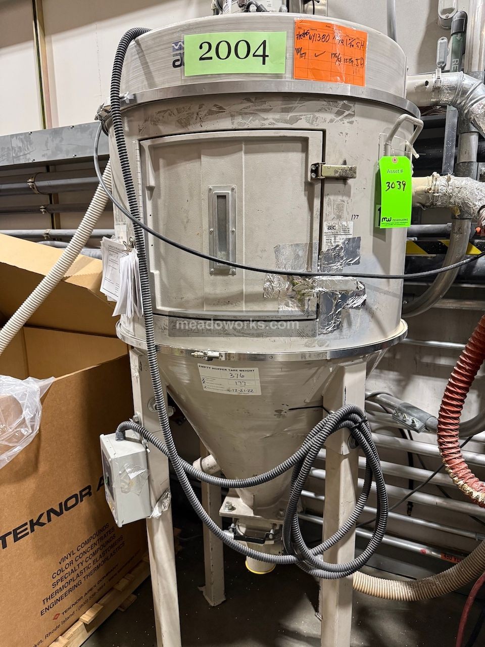 AEC #DH-12.0F, Drying Hopper, 12 cu.ft. capacity, vacuum receiver, autoloader control - Image 2