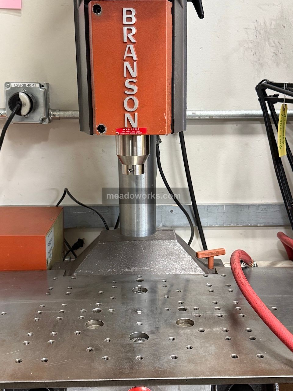 Branson #8700, Ultrasonic Welder, column-mounted actuator, drilled & tapped fixture plate, power control - Image 3
