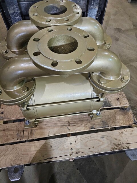 500 CFM, Dekker #DV0550B-KA2, Liquid Ring Vacuum Pump, 40 HP, oil bath bearings - Image 2