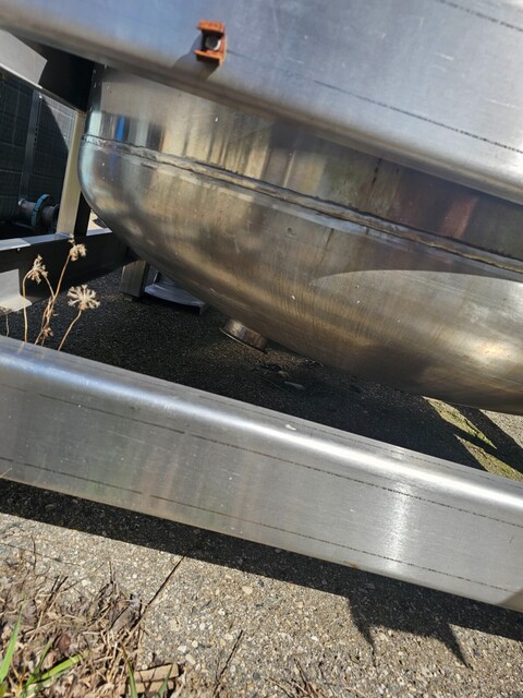 1000 Gallon Vacuum Chamber with intercooler, 316 Stainless Steel, 150 PSI. pressure chamber, 29" HgV - Image 2