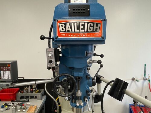 Baileigh #VM-949-3, vertical mill, 9" x 49" table, 28.5" X, 12" Y, 18" Z, 16" knee, 3 HP, 4200 RPM, NST40 - Image 3