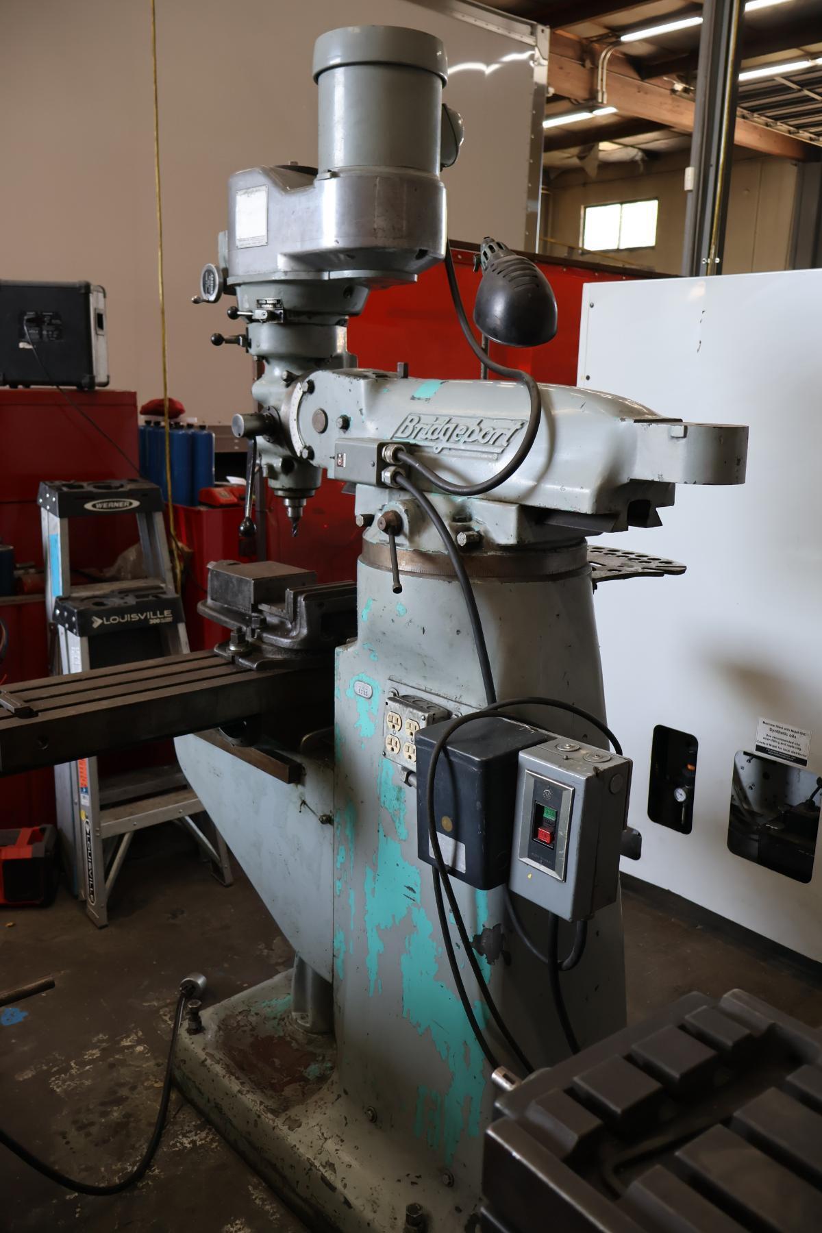 Bridgeport, vertical mill, 40" x9" tbl., 1 -1/2 HP, 32" X, 12" Y, 15" Z, 60-4200 RPM, R-8, 2J head, X-axis - Image 5