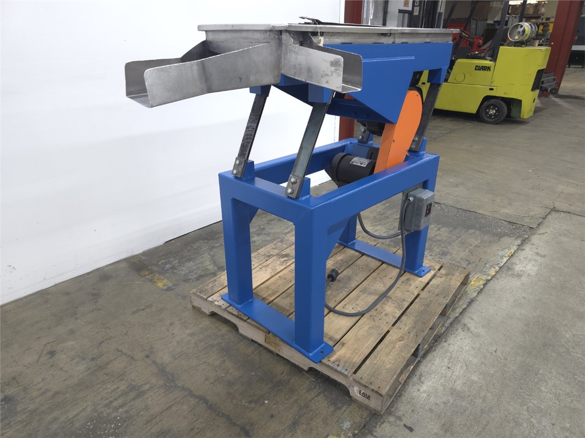 16" x 55" MGB Engineering, Stainless Steel classifier, single stage, 16" deck width, 3/16" screen, 1 HP, 230 - Image 2