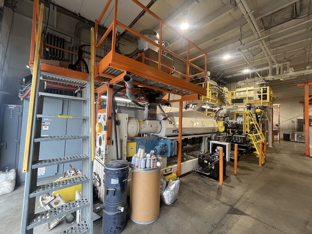 5" PTI #G5000, sheet extrusion line, 32:1 L/D, 300 HP, 42" wide die, GCVD481830 3-roll stack, 2,000 PPH, 575 - Image 1