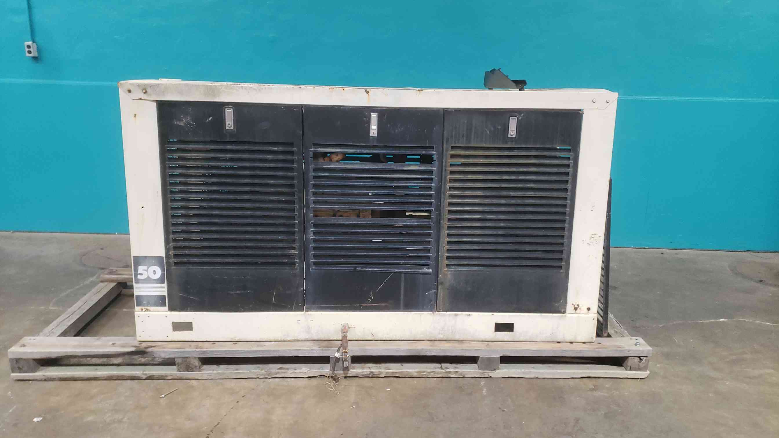 49 KW Kohler #50RZ62, LP/NG generator set, 120/240 Volts, 204 A, 1 phase, 1,593.9 hours, AS IS - Image 1