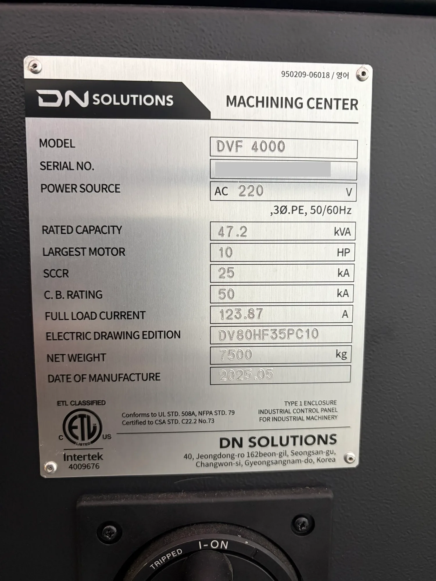 DN Solutions #DVF-4000, 5-Axis CNC Vertical Machining Center, 24.4" X, 17.3" Y, 16.9" Z, 15000 RPM, CAT 40 - Image 3