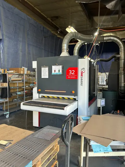 Timesavers #Series-32, Deburring Machine, 43" max. material width, 0-4" bed opening, (2) belts, (4) rotary - Image 2