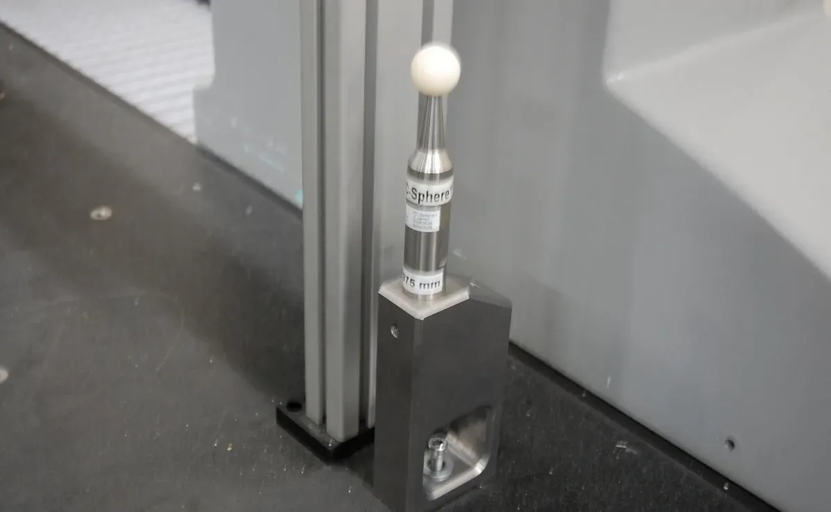 Hexagon #Global-Image-12.15.10, Coordinate Measuring Machine, 47.2" X, 59.1" Y, 39.4" Z, HP-S-X1H scanning - Image 6