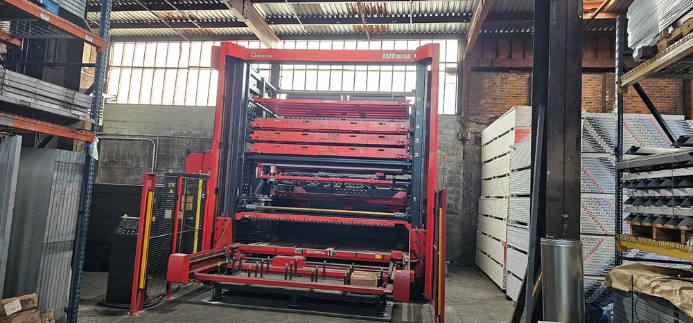 Amada #FOL-3015AJ, CNC Fiber Laser, 4000 watt, 122" X, 62" Y, 3.93" Z, 5' x 10' table, AMNC-F control, AS-LUL - Image 3