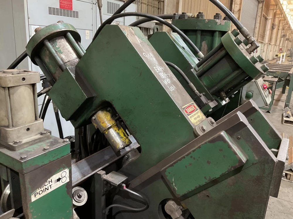 6" x 6" x 1/2" Controlled Automation #ABL-74, Angle & Bar Line, 74 ton punch, cross transfer, infeed & - Image 8