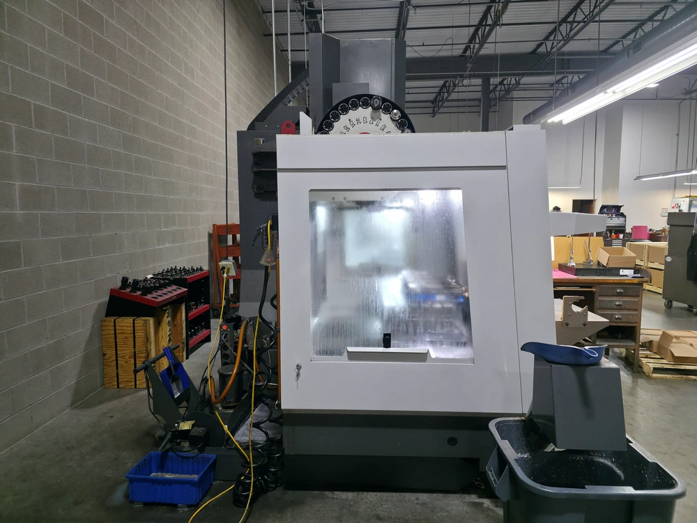 Haas #VF-3, CNC Vertical Machining Center, 40" X, 20" Y, 25" Z, 8100 RPM, CAT 40, 24 automatic tool changer - Image 5