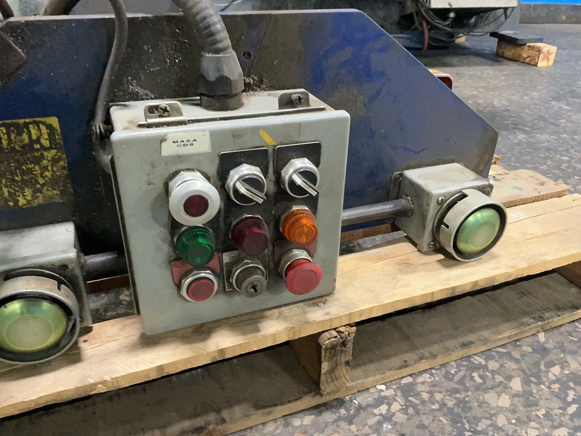 48.1 Ton, Magnum Press Automation #HTP50-30, hydraulic press, 7" ram bore, Autobend 6 Hurco control - Image 5