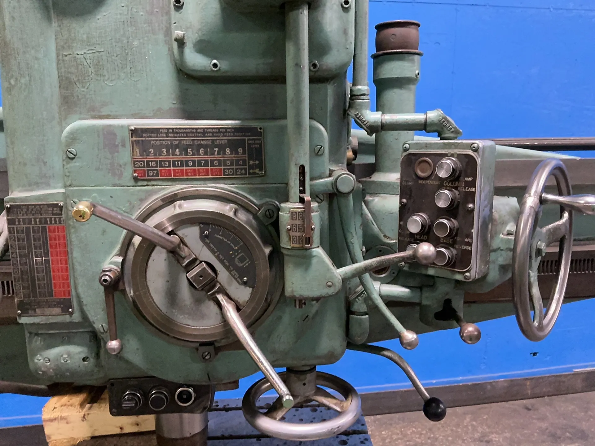 6' -15" Cincinnati Bickford, radial drill, 28" x 28" T-slot table, 15 HP, 1755 RPM - Image 3